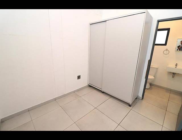 1 BEDROOM PROPERTY TO RENT IN FERNDALE